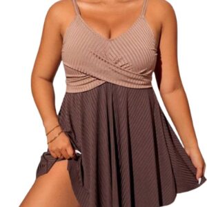 Afkledende badpakjurk - Plus size